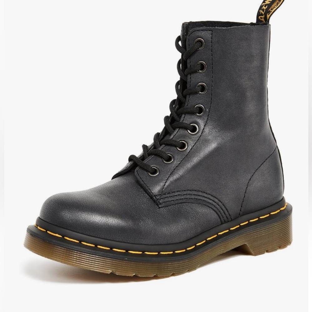 Dr. Martens 1460 Pascal 8-Eye Boots